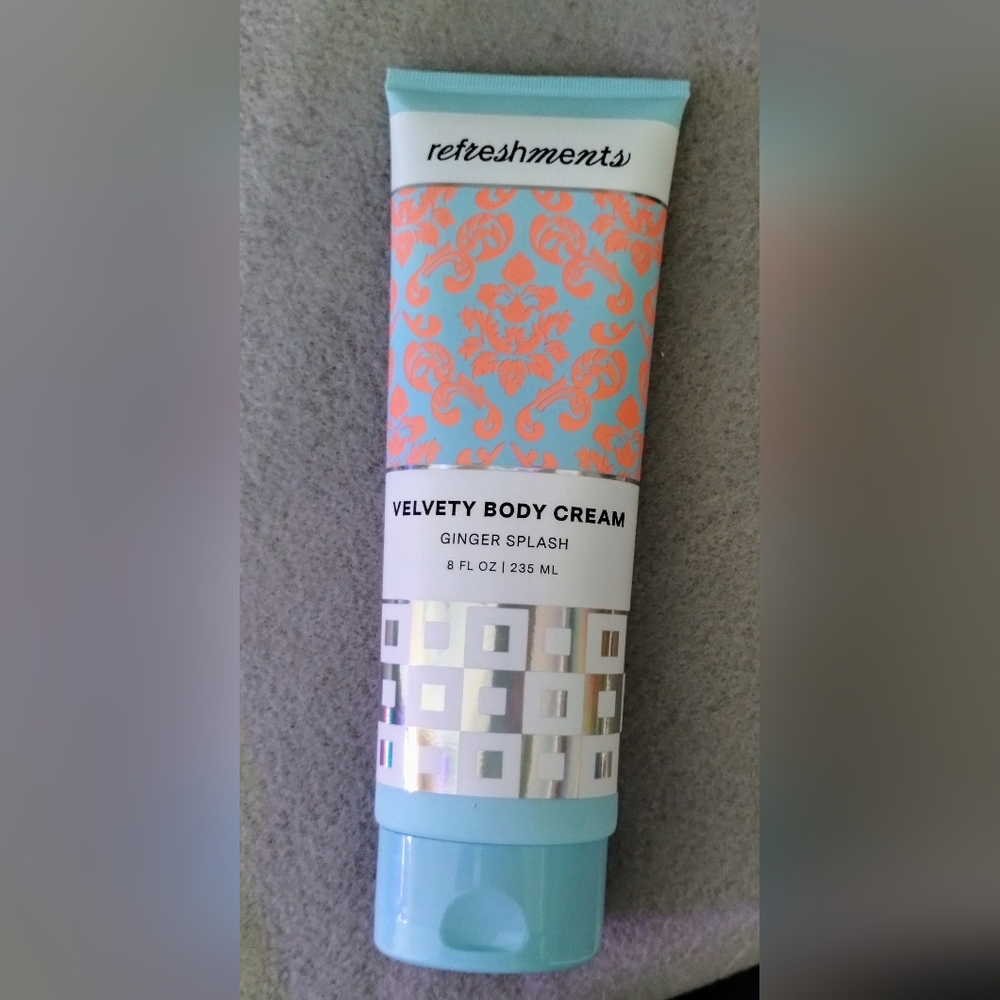Refreshments Velvety Body Cream